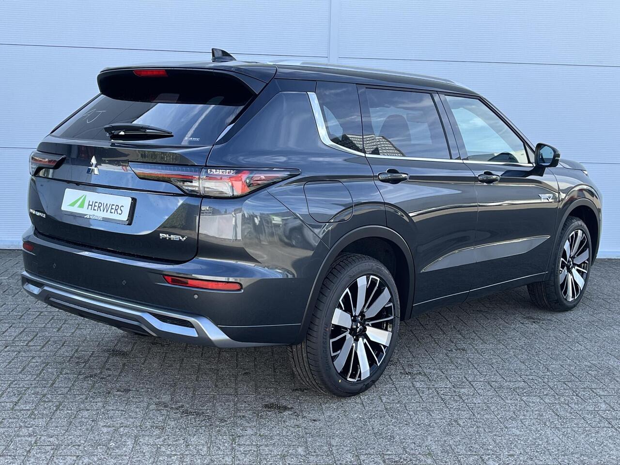 Mitsubishi OUTLANDER 2.4 PHEV Instyle+ / ¤4000,- Voordeel Op Nieuwprijs / Rijklaarprijs / Elektrische Range 86 KM WLTP / 1600 KG Trekgewicht / 8 Jaar fabrieksgarantie