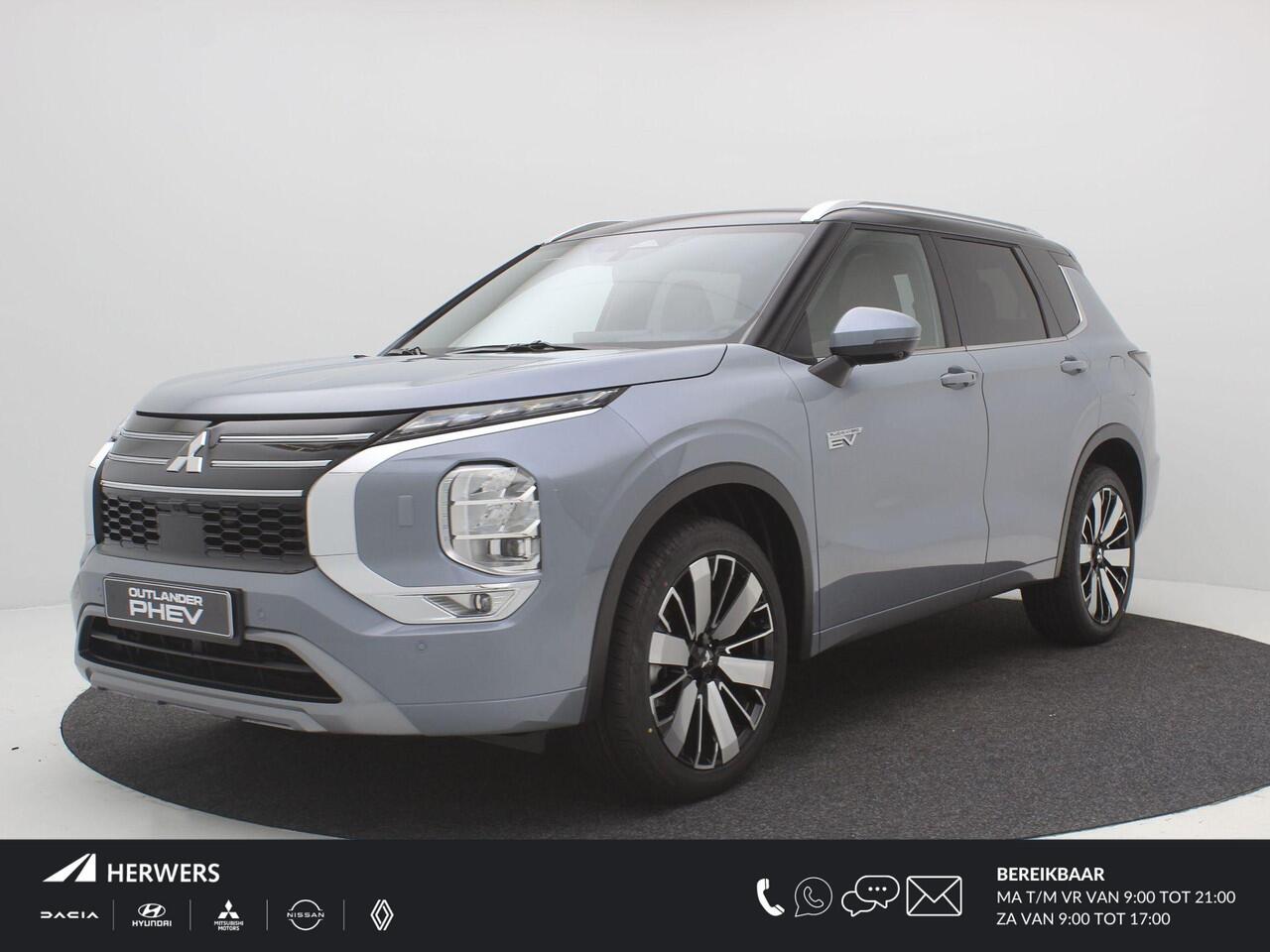 Mitsubishi OUTLANDER 2.4 PHEV Instyle+ / ¤4000,- Introductievoordeel / Rijklaarprijs / Elektrische Range 86 KM WLTP / 1600KG Trekgewicht / 8 Jaar Fabrieksgarantie / Two-Tone kleuren combinatie /