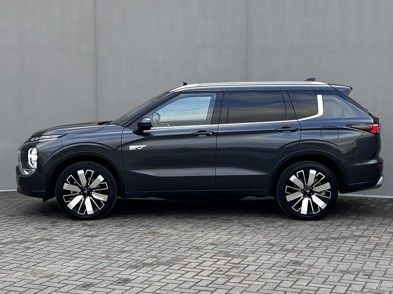 Mitsubishi OUTLANDER 2.4 PHEV Instyle 4WD S-AWC Automaat / Fabrieksgarantie tot 04-2033 / Leder / NL auto / Stoelventilatie / Stuur-, stoel- en achterbankverwarming / Navigatie / Elektrische stoelen en klep / HUD / Cam 360° / ChadeMo snelladen / 20" LM wielen /