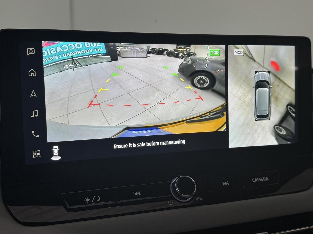 Mitsubishi OUTLANDER 2.4 PHEV Instyle | Navigatie | YAMAHA Audio | Panoramadak | Stoel + stuurverwarming | 360 Camera |