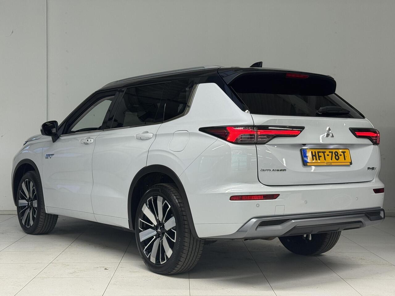 Mitsubishi OUTLANDER 2.4 PHEV Instyle | Navigatie | YAMAHA Audio | Panoramadak | Stoel + stuurverwarming | 360 Camera |