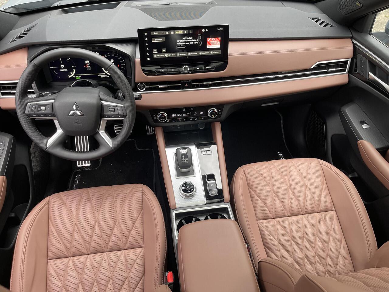 Mitsubishi OUTLANDER 2.4 PHEV Instyle+