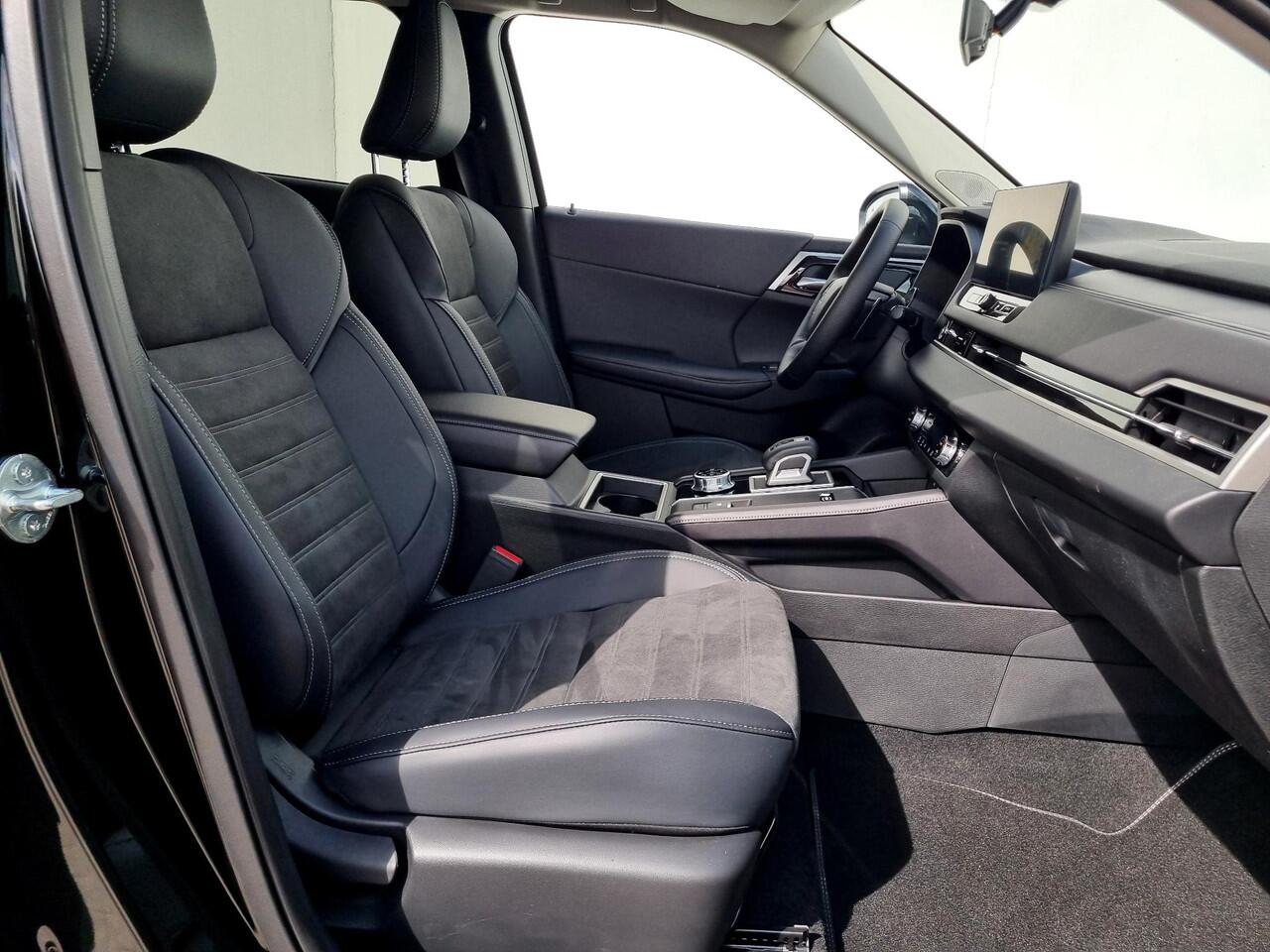 Mitsubishi OUTLANDER 2.4 PHEV First Edition / Elektrische Range 86 KM WLTP / Trekhaak 1600KG Trekgewicht / 8 Jaar Fabrieksgarantie