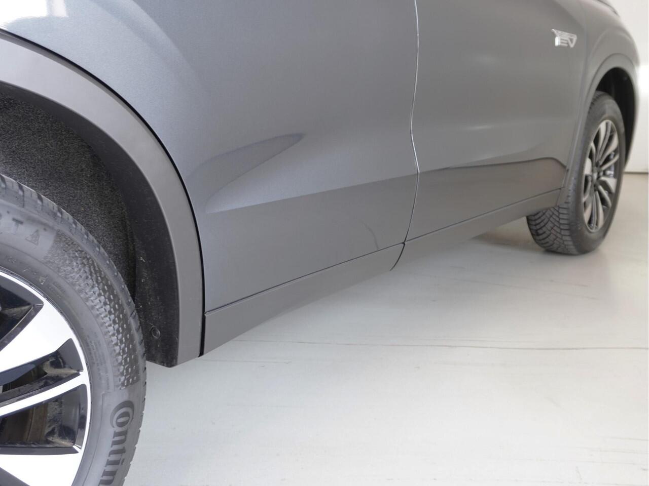 Mitsubishi OUTLANDER 2.4 PHEV Pure | 360 Camera | Standkachel | Navi | Clima | 8 jaar garantie!