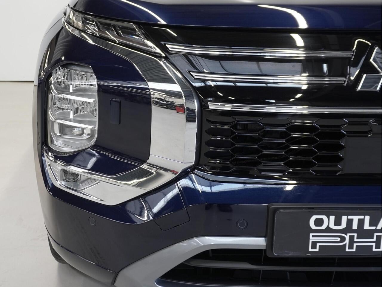 Mitsubishi OUTLANDER 2.4 PHEV Instyle | Uit voorraad leverbaar | 1600 KG trekgewicht | 85 km elektrisch rijbereik | Boostactie ¤1.000 korting