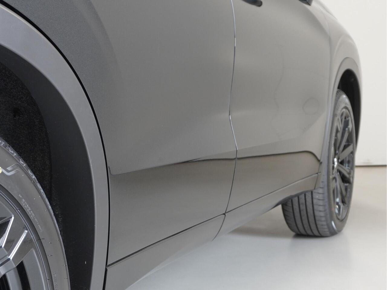 Mitsubishi OUTLANDER 2.4 PHEV Black Edition | Head up | 20 inch | Full Black | 8 jaar garantie | Rijklaarprijs | Boostactie ¤1.000 korting