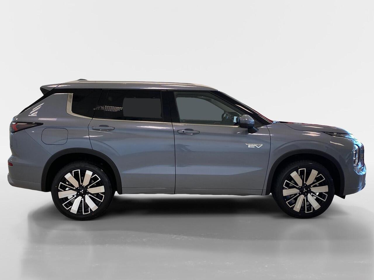 Mitsubishi OUTLANDER 2.4 PHEV Instyle | ¤7.500 Voorraadkorting| Complete versie | Automatische achterklep | Stoel verwarming/ verkoeling | Schuif-kantel dak | 360 Camera |