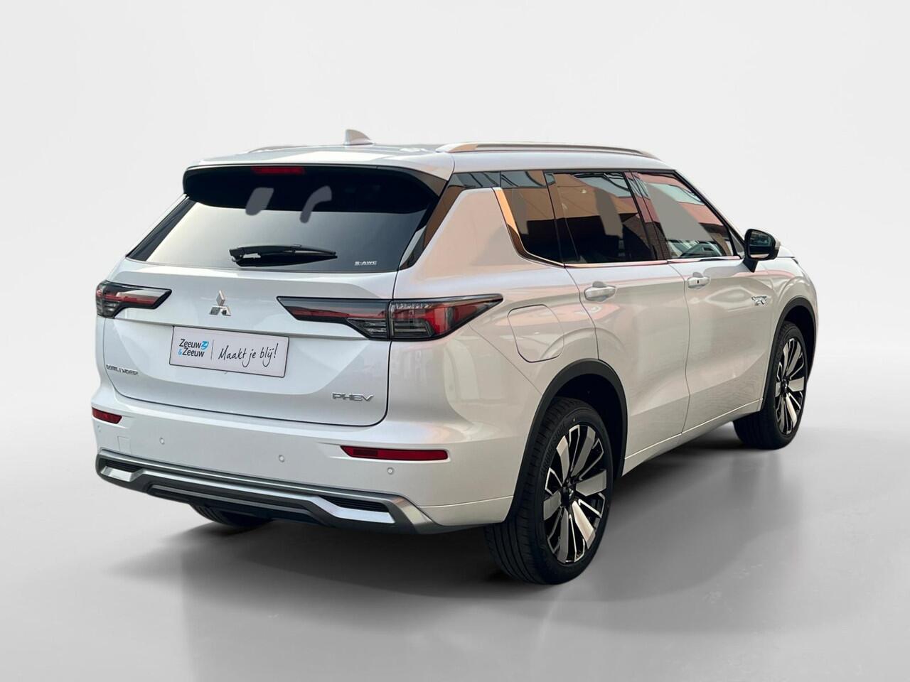 Mitsubishi OUTLANDER 2.4 PHEV Instyle |¤6.000,- VOORRAADKORTING| OP=OP| 8 Jaar garantie|