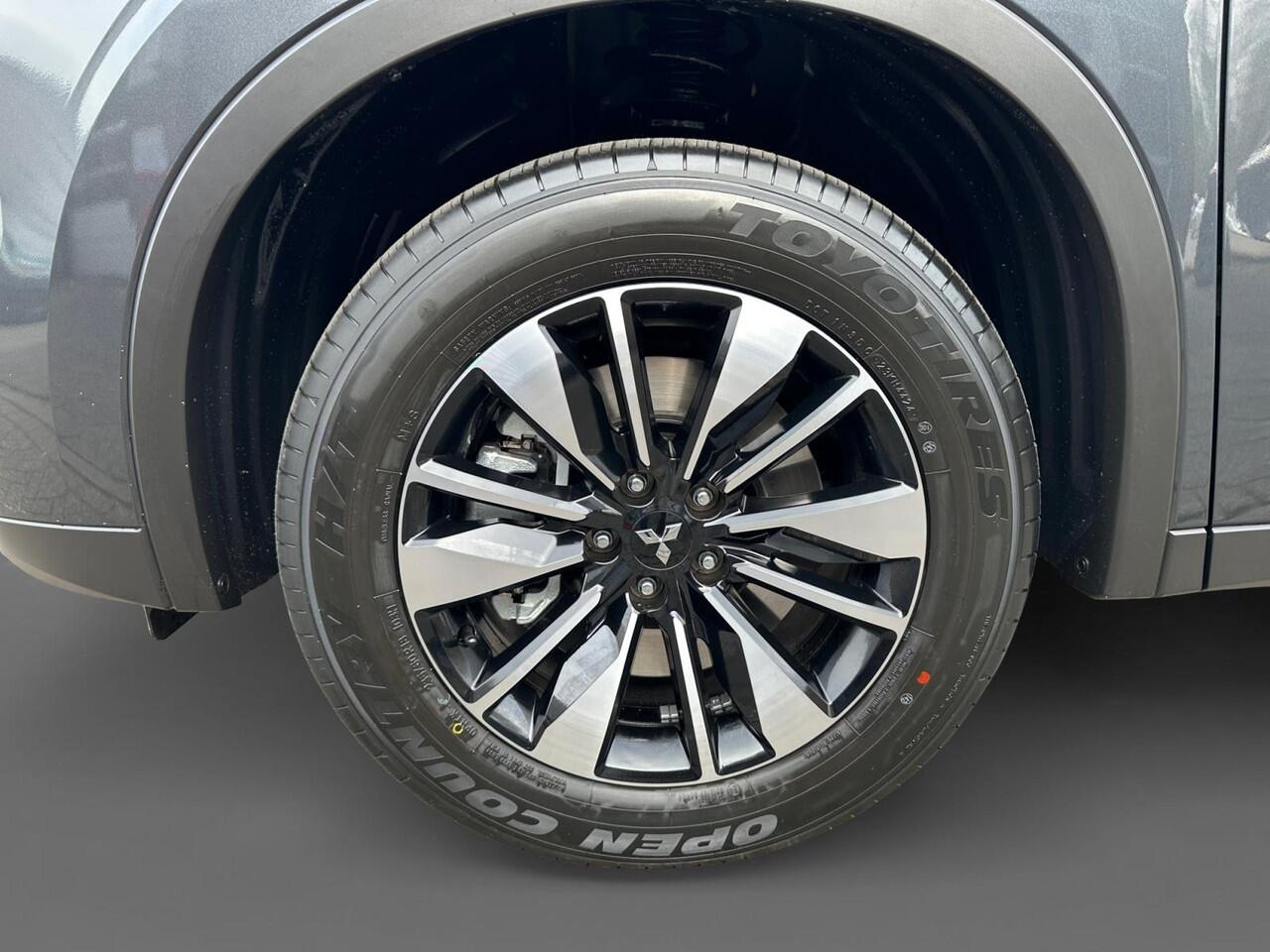 Mitsubishi OUTLANDER 2.4 PHEV Intense | NIEUW MODEL | LEVERING 2025 | 6.000 EURO INTRODUCTIE KORTING| NU DIRECT LEVERBAAR |