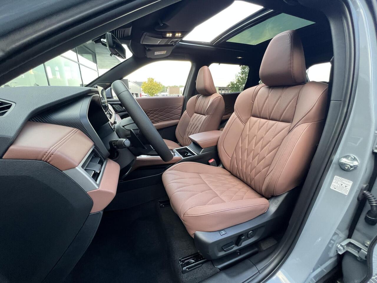 Mitsubishi OUTLANDER 2.4 PHEV Instyle+ | DIRECT UIT VOORRAAD LEVERBAAR + EXTRA VOORRAADVOORDEEL!