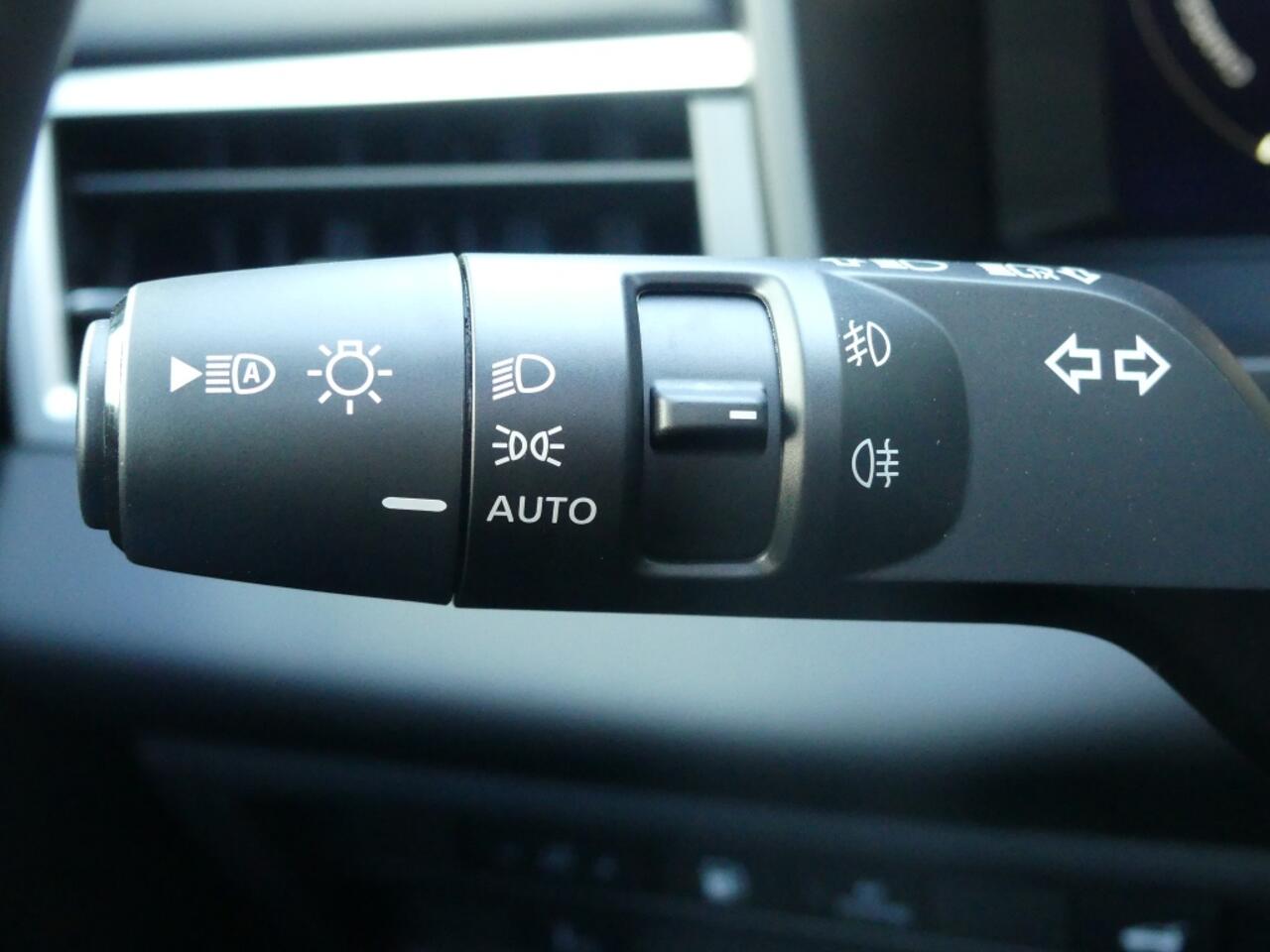 Mitsubishi OUTLANDER 2.4 PHEV Instyle ( meerder kleuren leverbaar )