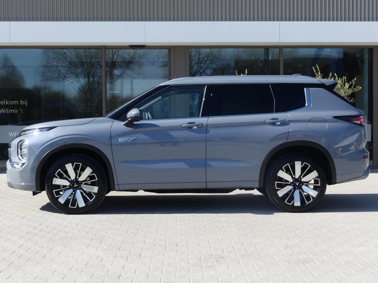 Mitsubishi OUTLANDER 2.4 PHEV Instyle ( meerder kleuren leverbaar )