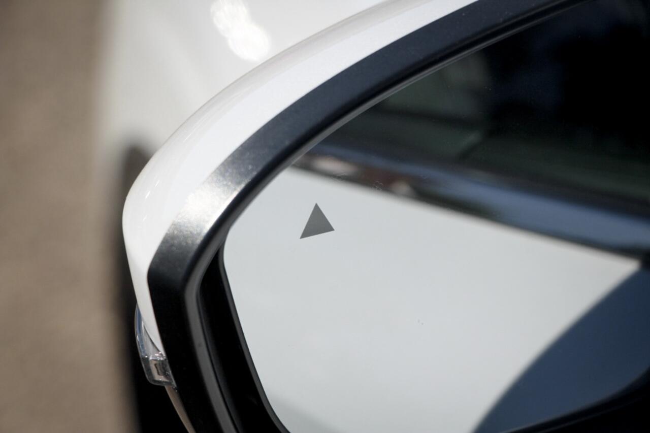 Mitsubishi OUTLANDER 2.4i PHEV Instyle | voorraad korting ¤8000,-