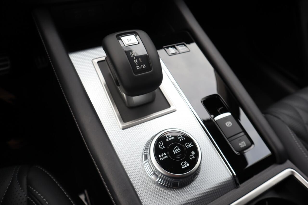 Mitsubishi OUTLANDER 2.4 PHEV Instyle