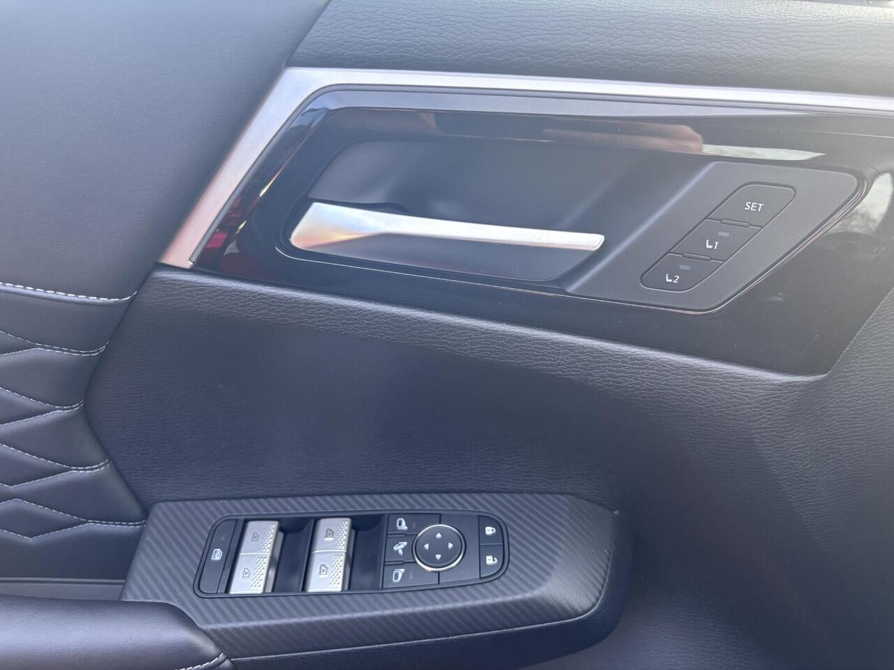 Mitsubishi OUTLANDER 2.4 PHEV Instyle