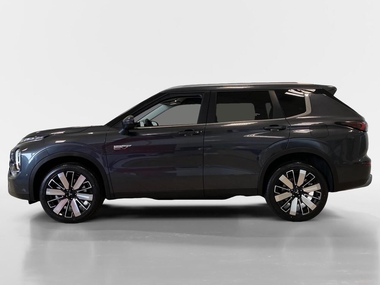 Mitsubishi OUTLANDER 2.4 PHEV First Edition | 7.500 EURO KORTING | SNEL LEVERBAAR | 8 JAAR GARANTIE |