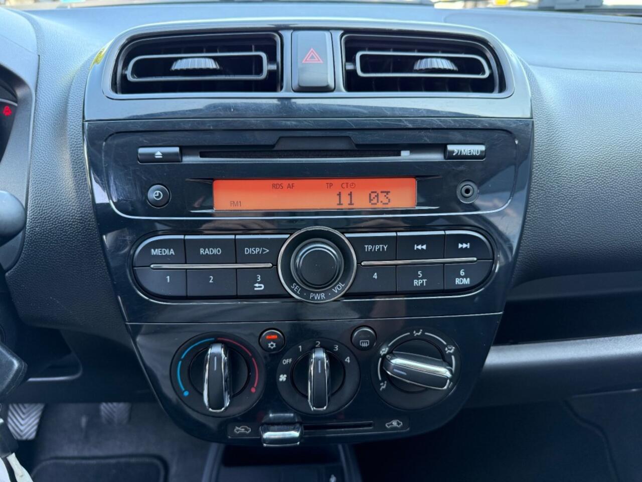 Mitsubishi SPACE STAR 1.0 Cool+ / Airco / 5-deurs / AUX