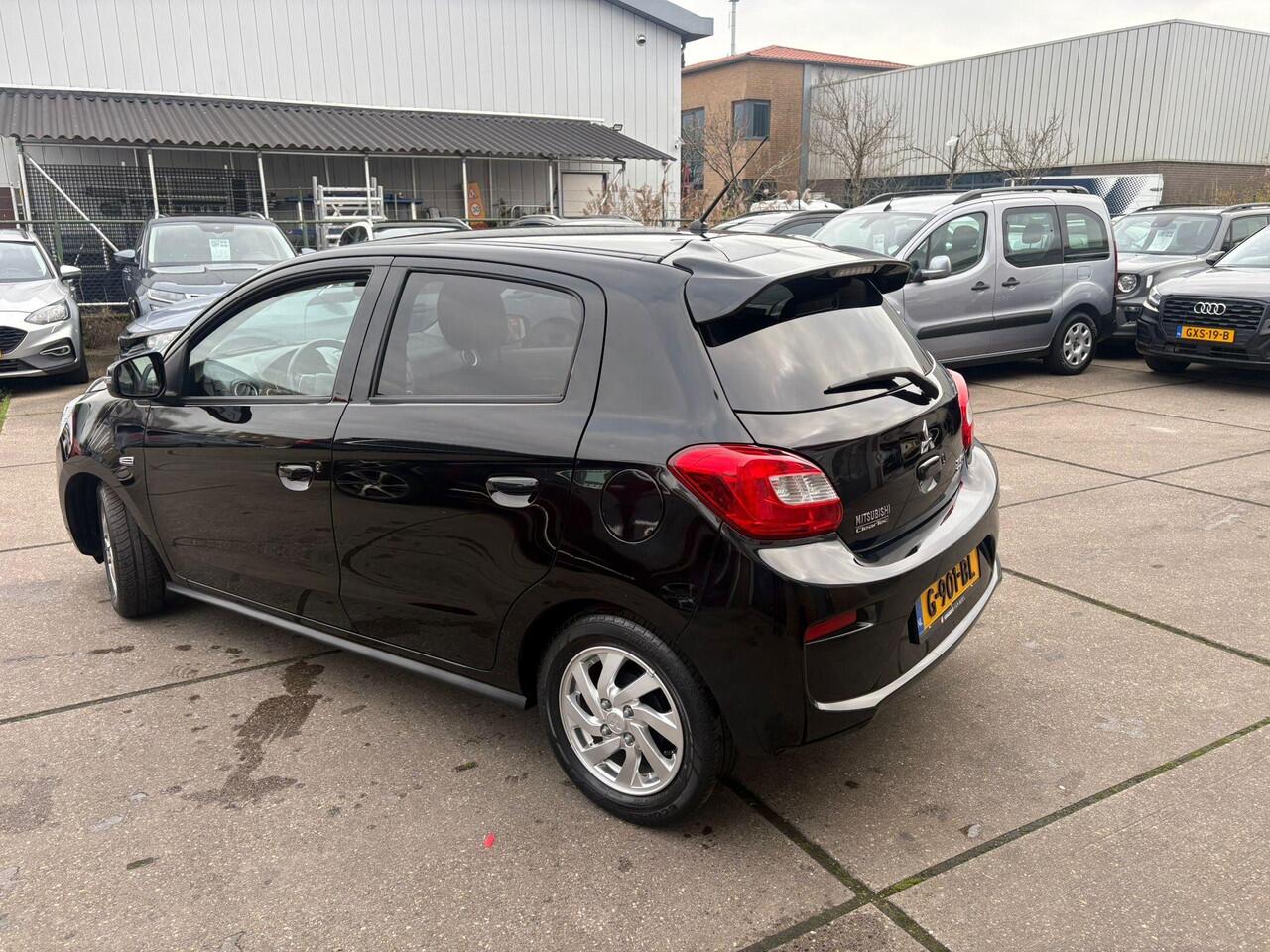 Mitsubishi SPACE STAR 1.2 Advance Clima, Carplay, Cruise