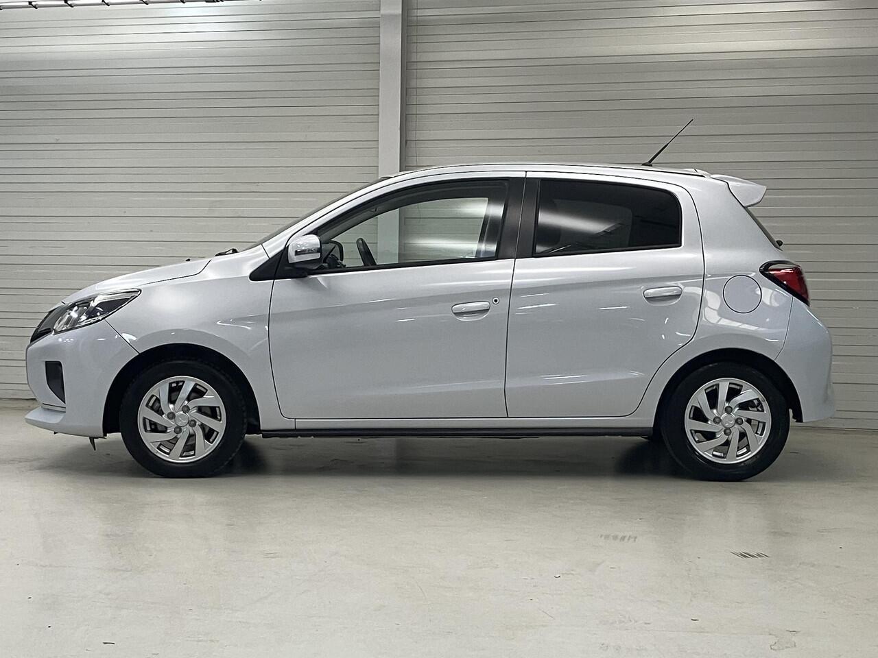 Mitsubishi SPACE STAR 1.2 Nova / Eerste Eigenaar / Dealer Onderhouden / Navigatie / Keyless / Cruise Control / Climate Control /