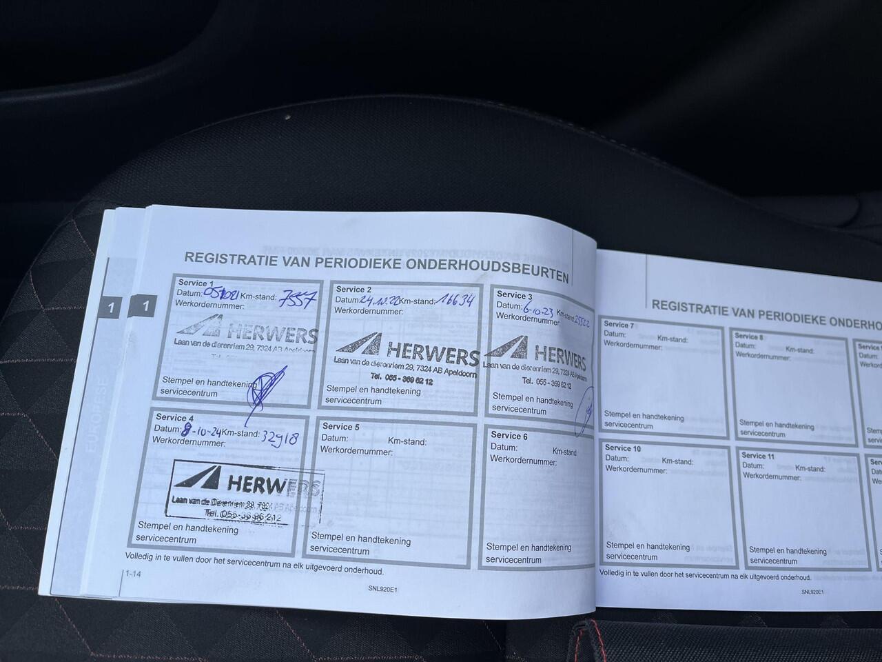 Mitsubishi SPACE STAR 1.2 Nova / airco (automatisch)/ Apple Carplay/Android Auto/ navigatiesysteem full map/ voorstoelen verwarmd/