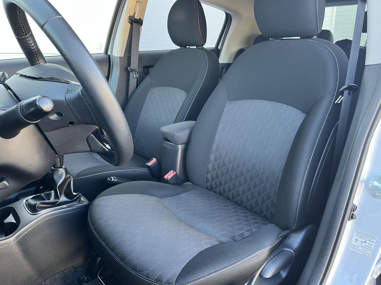 Mitsubishi SPACE STAR 1.2 Nova / airco (automatisch)/ Apple Carplay/Android Auto/ navigatiesysteem full map/ voorstoelen verwarmd/