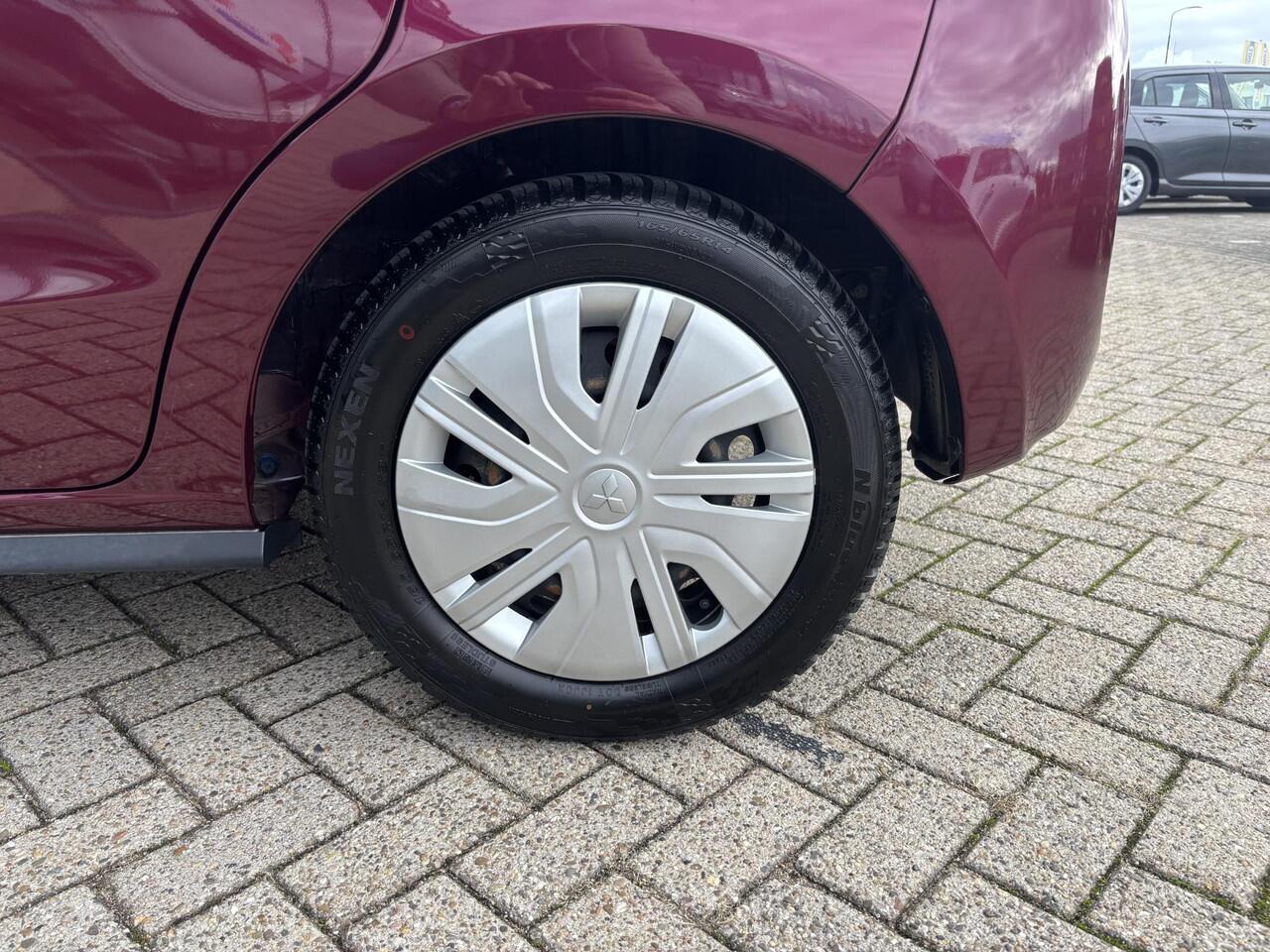 Mitsubishi SPACE STAR 1.0 Cool+ | Trekhaak | All-Seasonbanden |