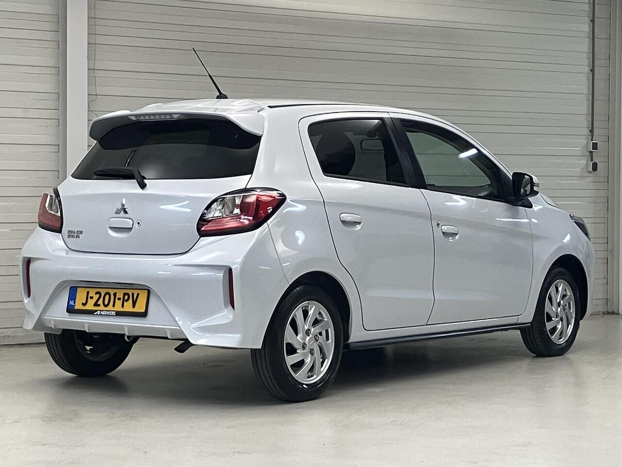 Mitsubishi SPACE STAR 1.2 Nova / Eerste Eigenaar / Dealer Onderhouden / Navigatie / Keyless / Cruise Control / Climate Control /