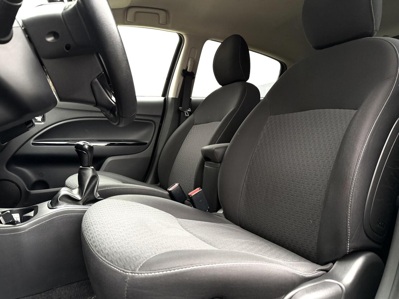 Mitsubishi SPACE STAR 1.2 Advance KEYLESS NAVI CARPLAY CLIMA