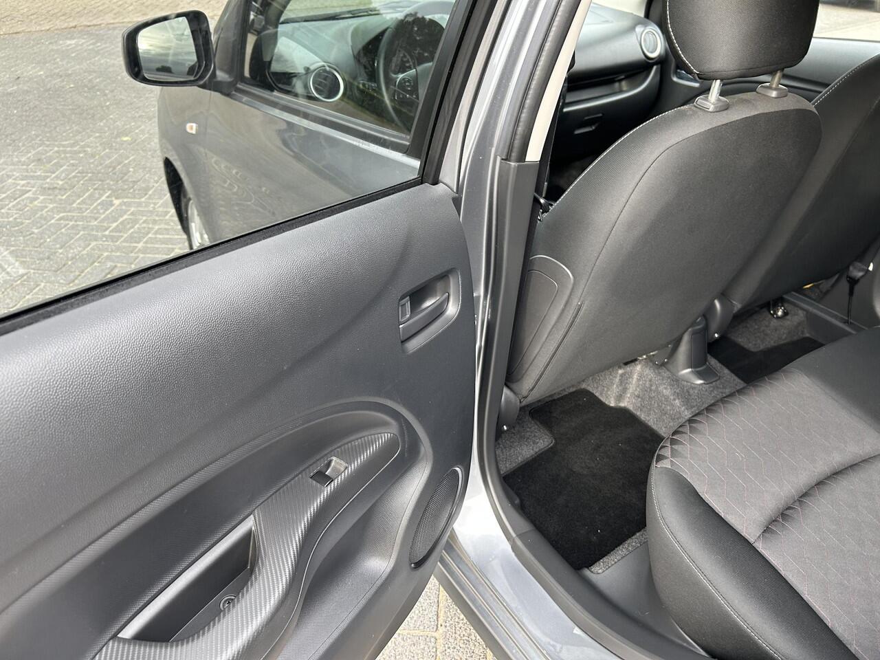 Mitsubishi SPACE STAR 1.2 Active