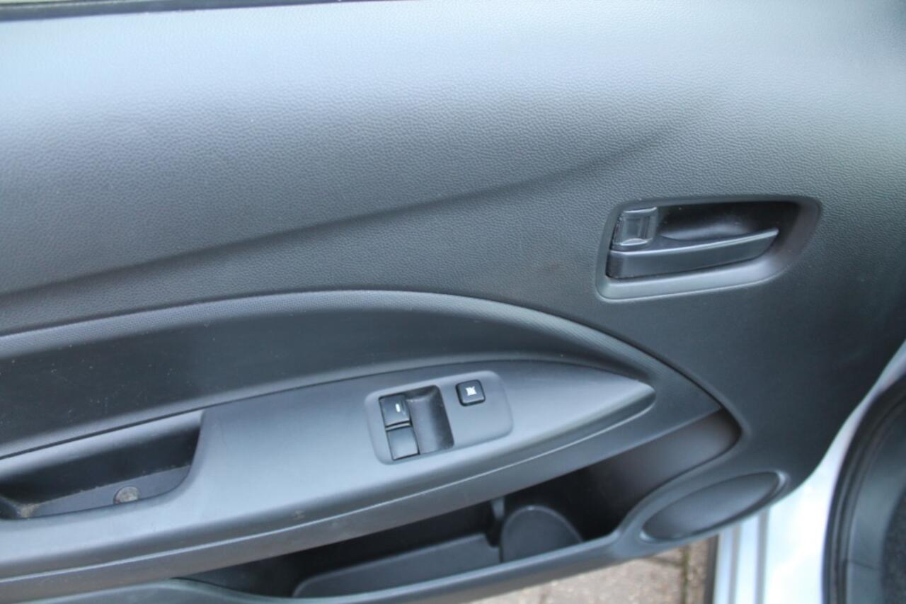 Mitsubishi SPACE STAR 1.2 Cool+