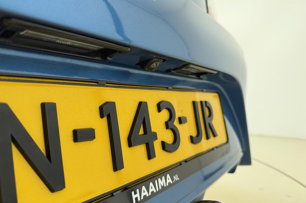 Mitsubishi SPACE STAR 1.2 Intense 70pk | Climate Control | Trekhaak | Achteruitrijcamera | Stoelverwarming | Cruise Control | Apple Carplay - Android Auto