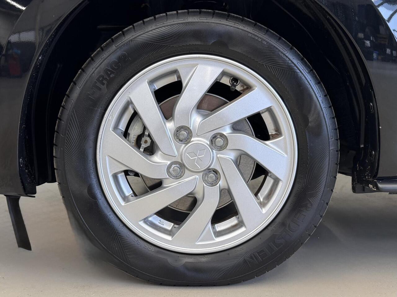 Mitsubishi SPACE STAR 1.2 Intense | Automaat | Clima | Camera | Garantie tot 29-9-2030!