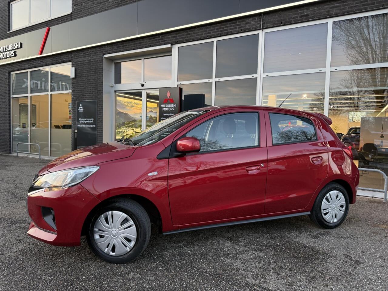 Mitsubishi SPACE STAR 1.2 Connect+