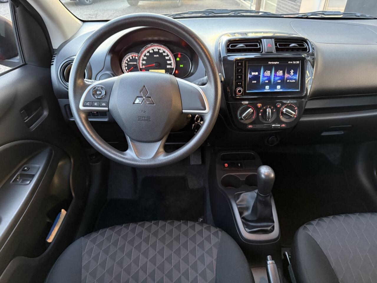 Mitsubishi SPACE STAR 1.2 Connect+