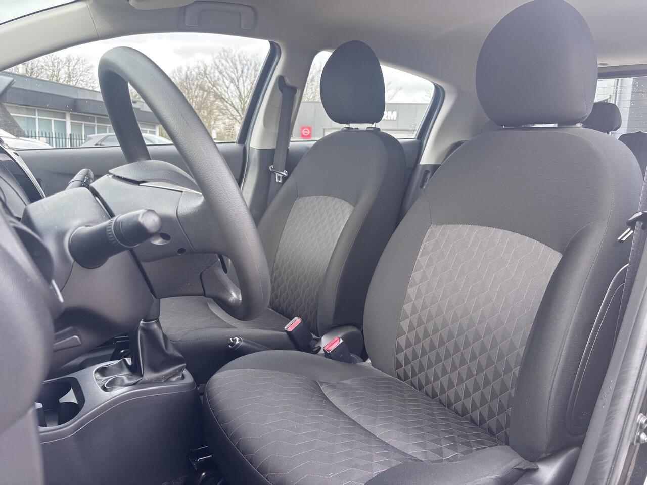 Mitsubishi SPACE STAR 1.2 Connect+