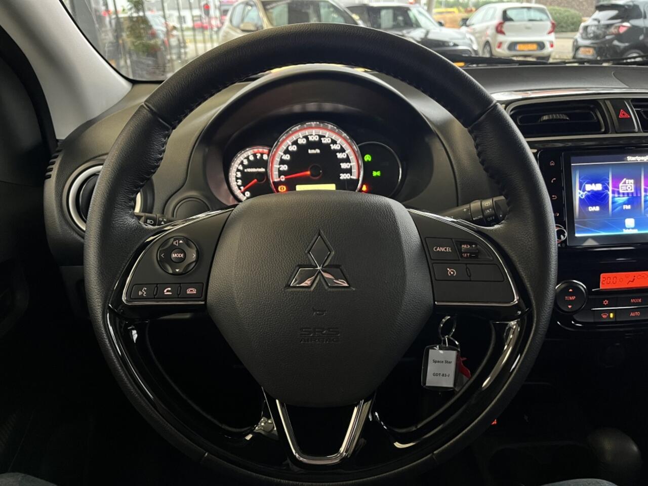 Mitsubishi SPACE STAR 1.2 Dynamic Automaat | Carplay | Achteruitrijcamera | Cruise