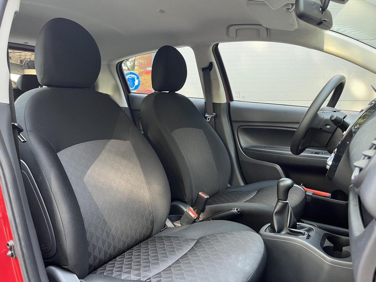 Mitsubishi SPACE STAR 1.2 Connect+