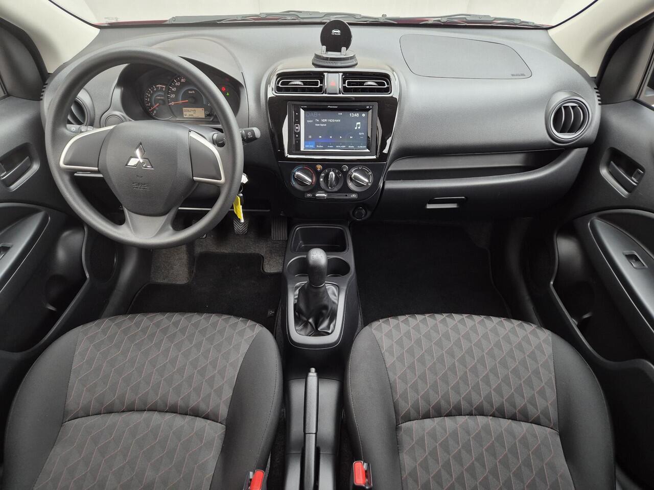 Mitsubishi SPACE STAR 1.2 Connect+ Handgeschakeld / 8 Jaar Fabrieksgarantie / All season banden / Airco / Elektrische ramen voor / DAB radio / Bluetooth telefoonvoorbereiding /