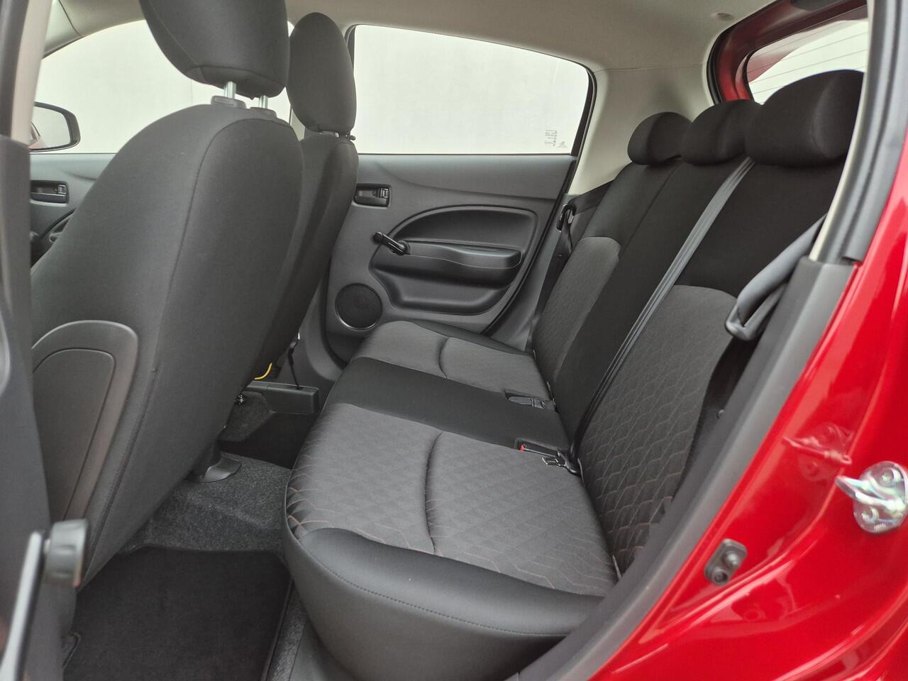 Mitsubishi SPACE STAR 1.2 Connect+ Handgeschakeld / 8 Jaar Fabrieksgarantie / All season banden / Airco / Elektrische ramen voor / DAB radio / Bluetooth telefoonvoorbereiding /