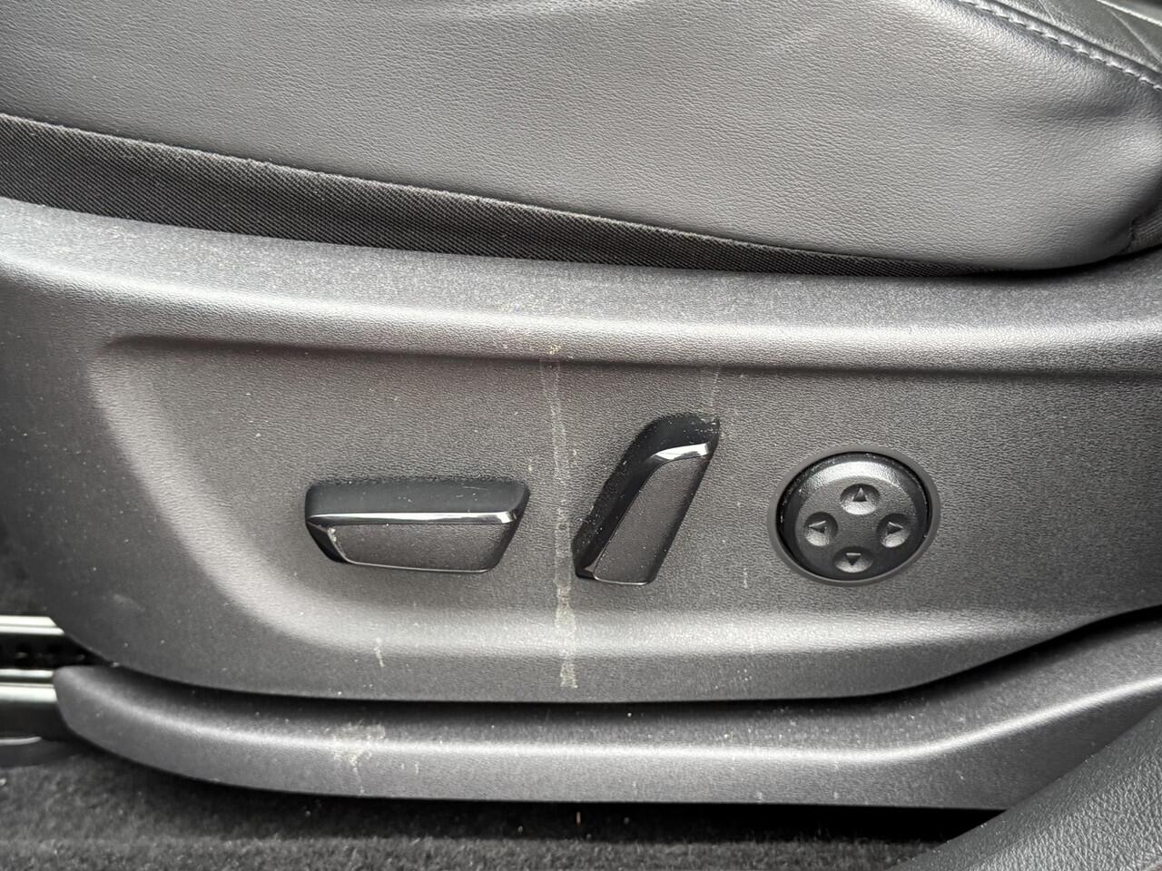 Nissan Ariya Evolve 91 kWh / Warmtepomp / Stuur- & Stoelverwarming / Voorruitverwarming / Geventileerde Voorstoelen / Binnenspiegel Camera / Schuif & Kanteldak / Head-Up Display / Bose Premium Audio / Adaptieve Cruise Control / Apple Carplay & Android Auto /