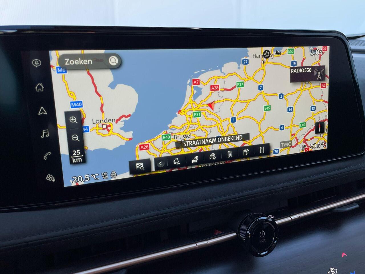 Nissan Ariya Advantage Edition Plus 91 kWh / Glazen Schuif- en Kanteldak / 360° Camera / Stuur- en Stoelverwarming voor en achter / Apple Carplay & Android Auto / Adaptieve Cruise Control / Keyless Entry & Start