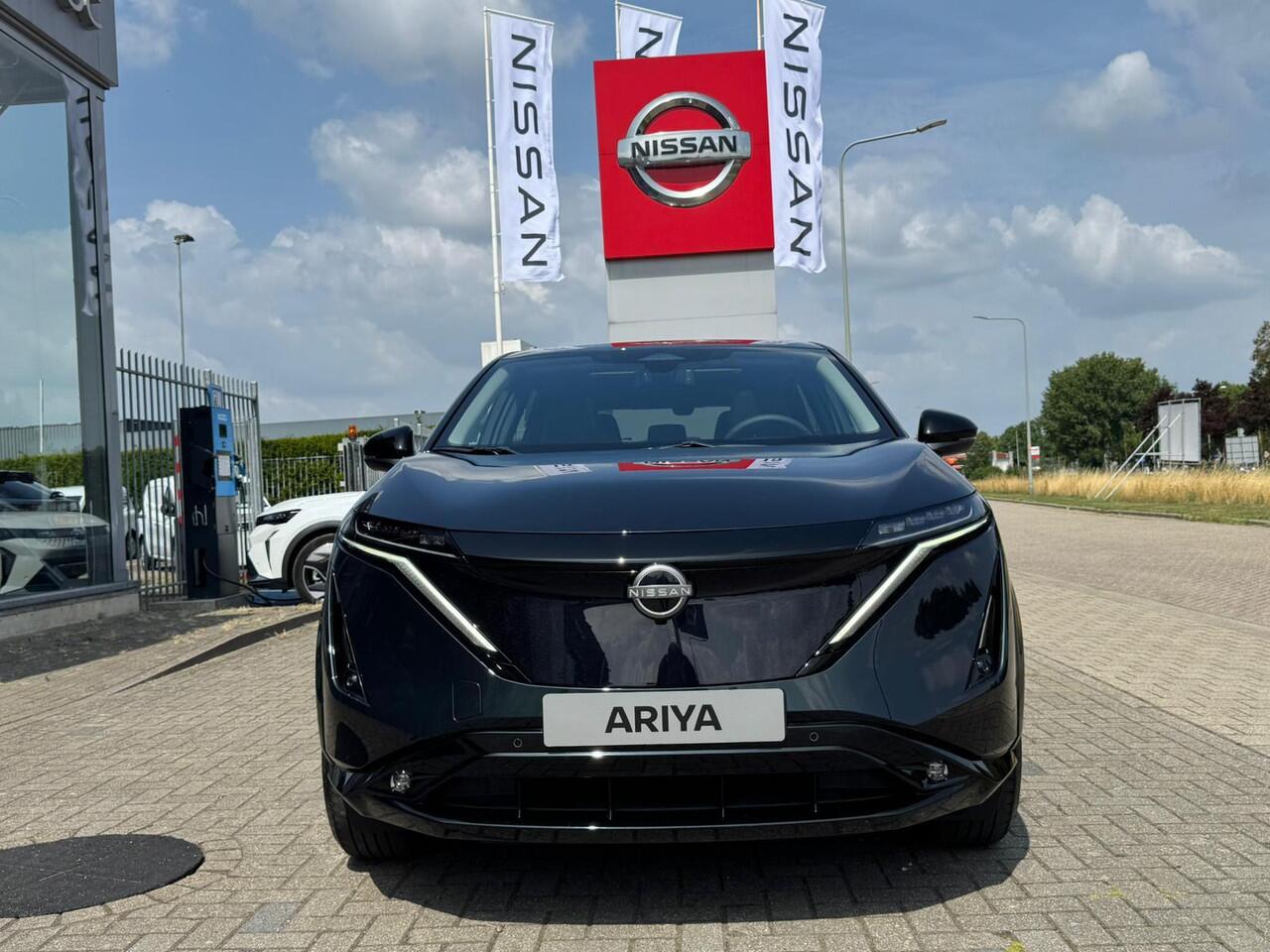 Nissan Ariya Evolve 87 kWh | 22kW LADER | SCHUIFDAK | ¤ 6.000,- VOORRAADKORTING | ¤ 321,- BIJTELLING P.M. |