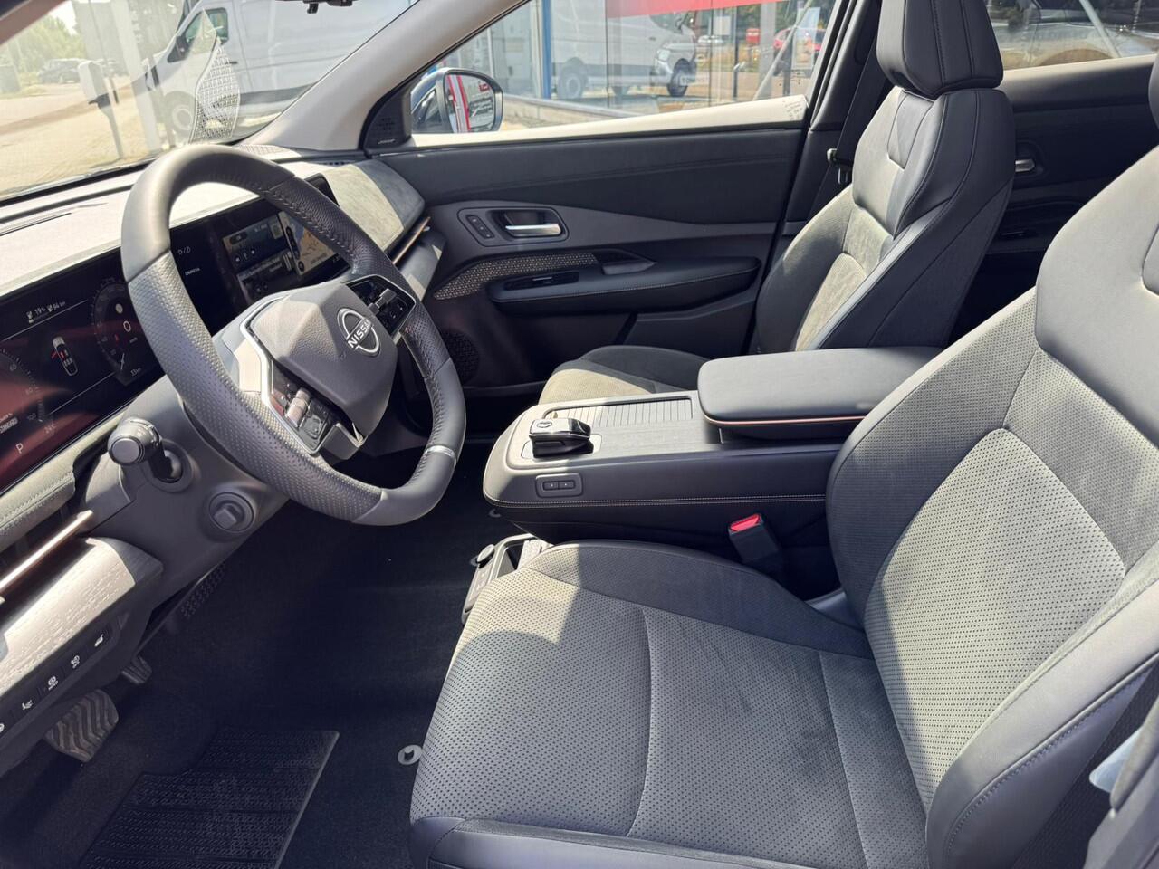 Nissan Ariya Evolve 87 kWh | 22kW LADER | SCHUIFDAK | ¤ 6.000,- VOORRAADKORTING | ¤ 321,- BIJTELLING P.M. |