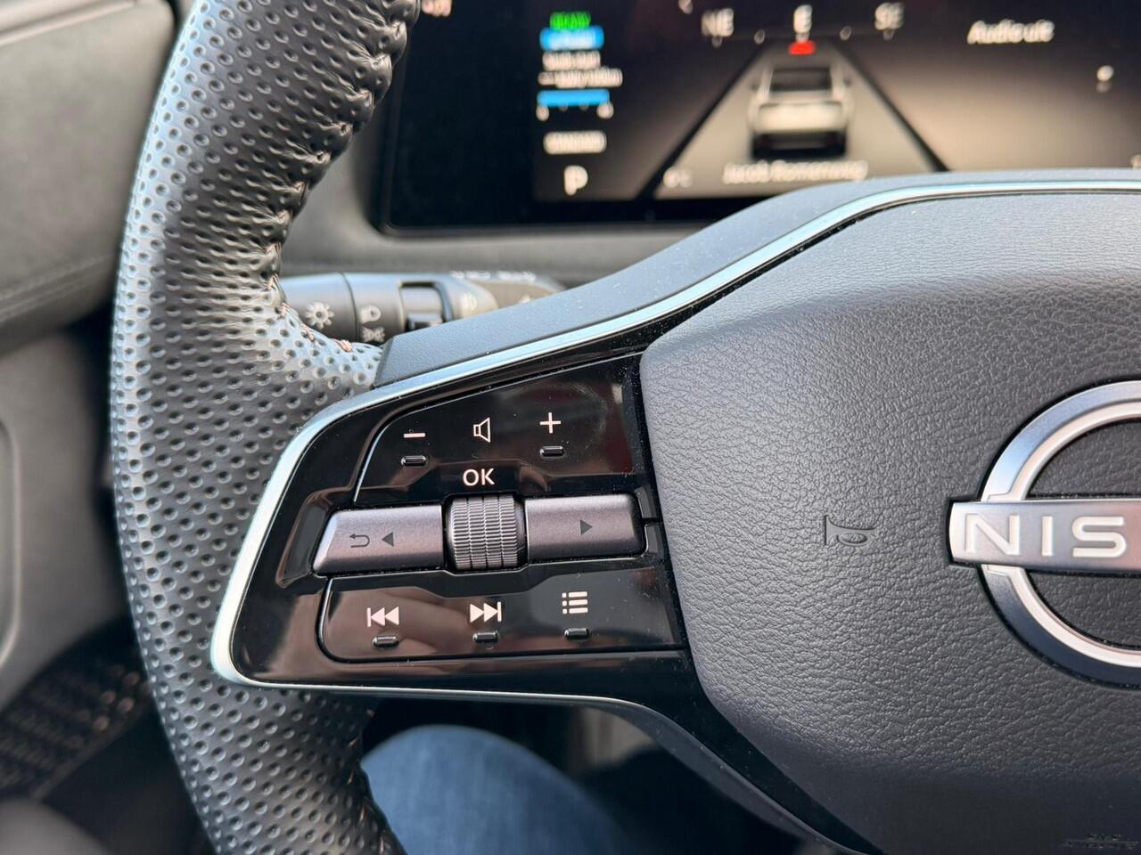 Nissan Ariya Evolve 87 kWh | 20'' VELGEN | STOEL VERWARMING/KOELING | 360° CAMERA |