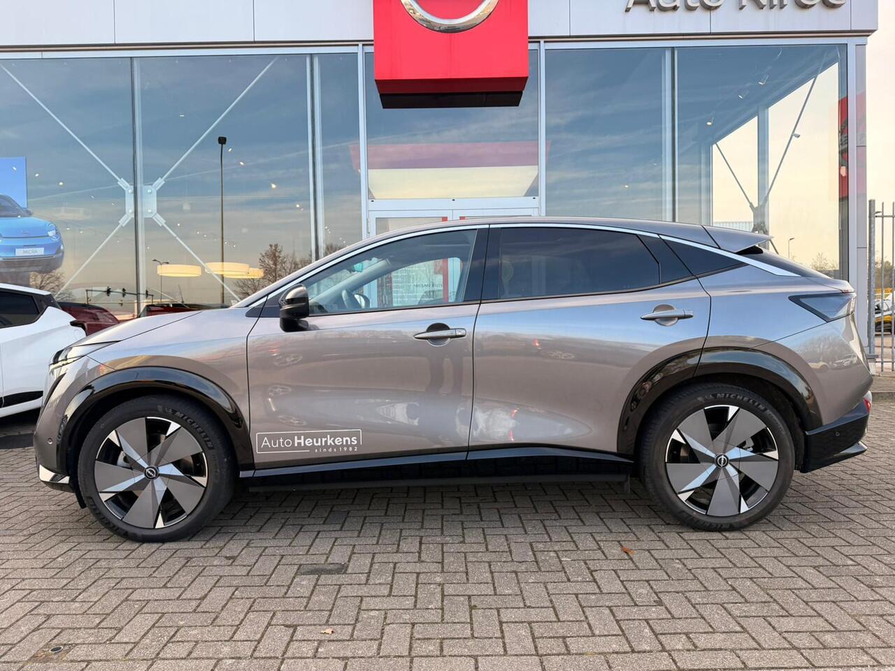 Nissan Ariya Evolve 87 kWh | 20'' VELGEN | STOEL VERWARMING/KOELING | 360° CAMERA |