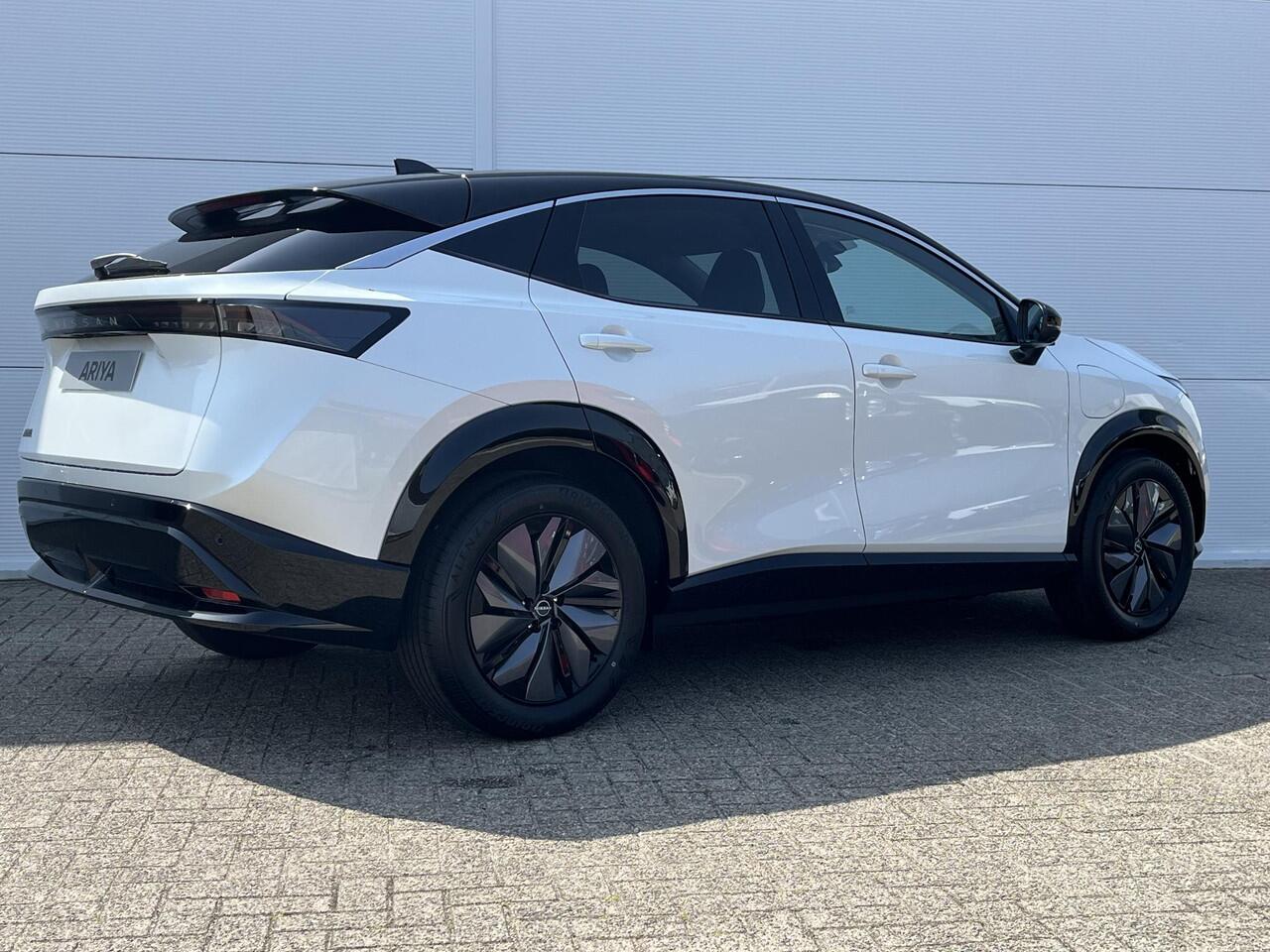 Nissan Ariya Advance 91 kWh Vision Tech pakket /¤ 3.000,- korting / Navigatie full map / Keyless Entry & Start / Adaptieve Cruise Control / Climate Control /