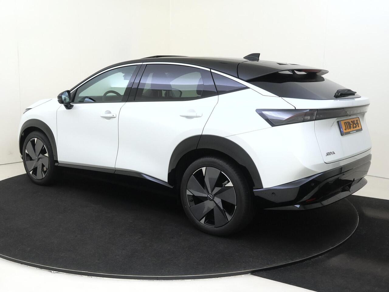 Nissan Ariya Evolve 91 kWh | Schuif-/Kanteldak | BOSE Audio | Head-Up Display | 20'' Inch Velgen | 360 Camera | Stoel- en Stuurverwarming | Apple CarPlay & Android Auto