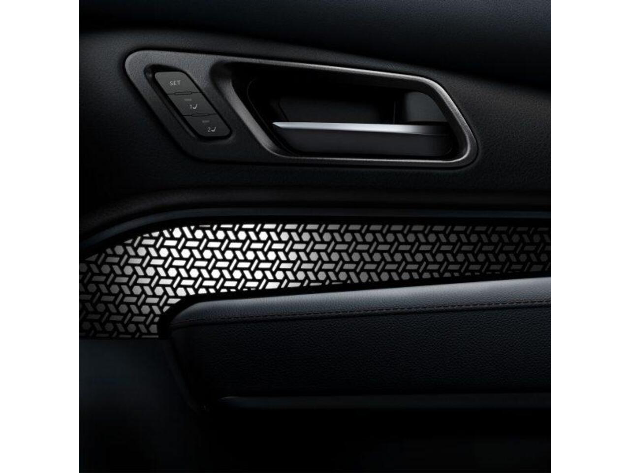 Nissan Ariya Evolve 91 kWh 242PK | BOSE Audio | Head-Up Display | 20'' Inch Velgen | 360 Camera | Stoel- en Stuurverwarming | Nieuw uit voorraad leverbaar!