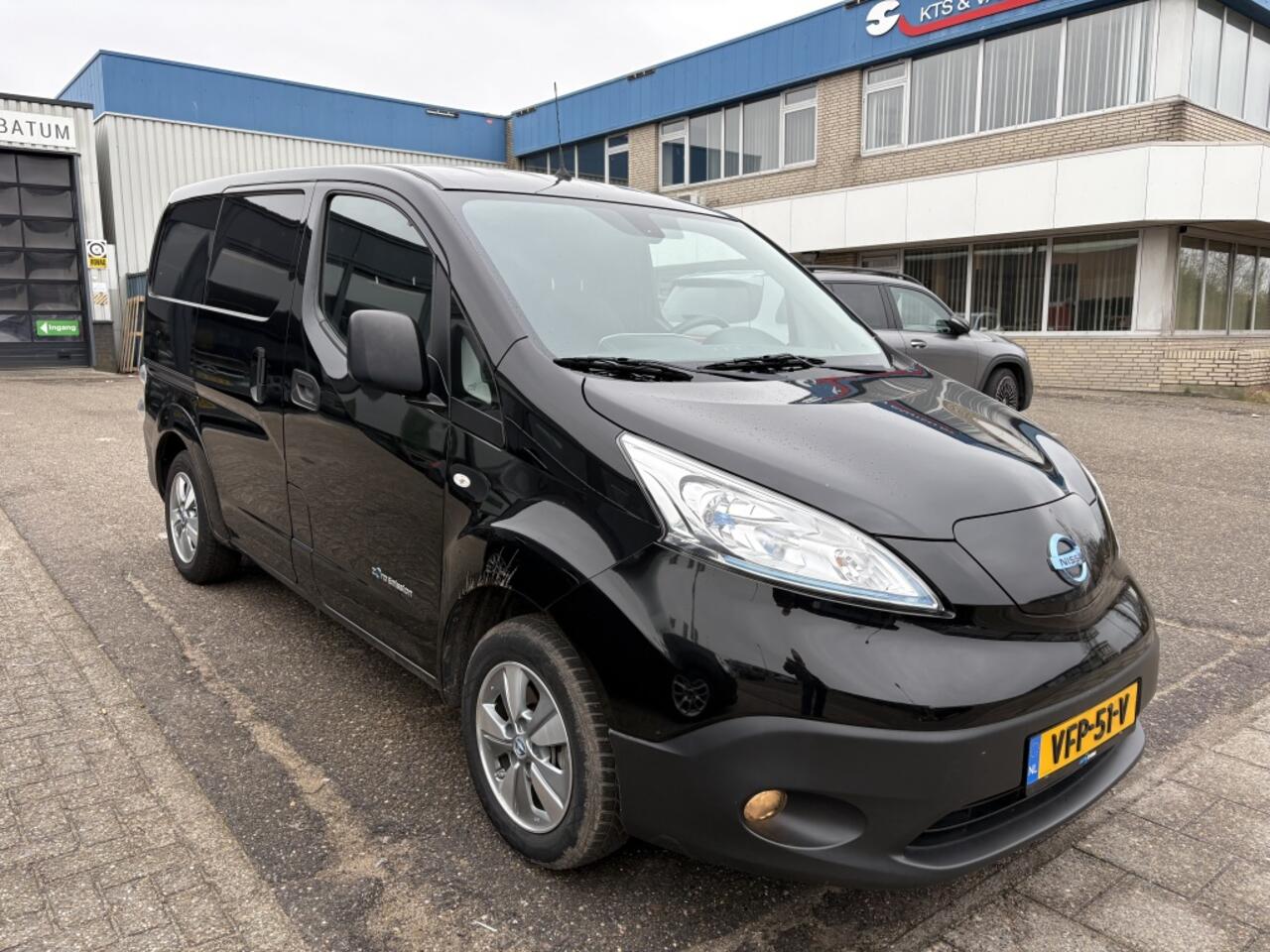 Nissan E-NV200 Business 40 kWh elektrisch!