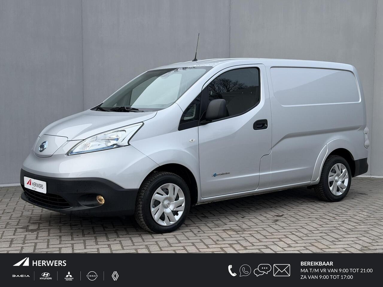Nissan E-NV200 Business 40 kWh / Trekhaak / Navigatie / Camera / Multimedia Bluetooth / Stoelverwarming / Stuurwiel Verwarming / Cruise / Clima /